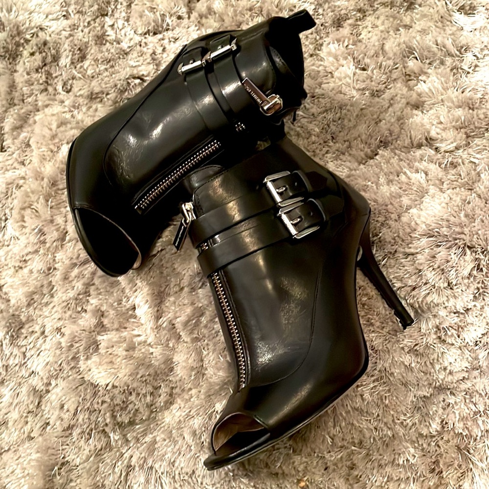 MICHAEL KORS bootie